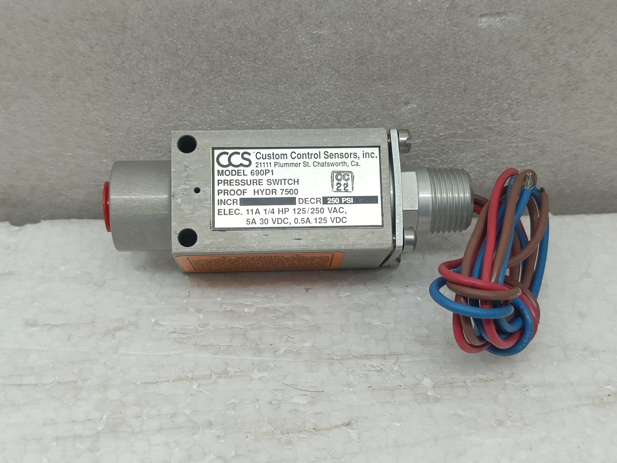 Custom Control Sensors CCS Model 690P1 Pressure Switch DECR 250 psi ...